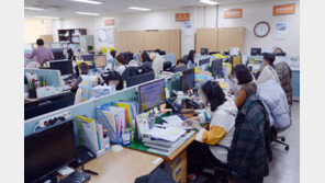 동선 ‘자가기입’ 변경에 고생했던 역학조사관 한숨 돌릴까?…“일 더 늘었다”