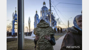 우크라行 무단출국 해병, 폴란드서 귀국 거부
