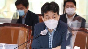 윤건영 “한은총재 인사, 대통령이 배려한 것…尹측 행태 황당”