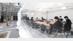 尹 “DJ-盧, 기자실 100여회 찾아…나도 가급적 자주 방문할 것” 