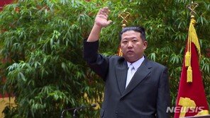 北, 김일성 110회 생일 준비 분주…축제에 열병식 동향