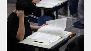 학평 홈피 2시간만에 복구, 재택 응시 차질…불만 폭주