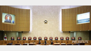 ‘초원복집 판례’ 바뀌었다…“녹음 설치하러 식당, 주거침입 아냐”