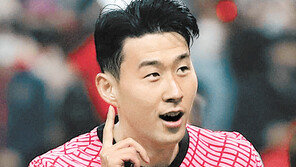 매운 ‘손’… 11년 만에 이란 울렸다 