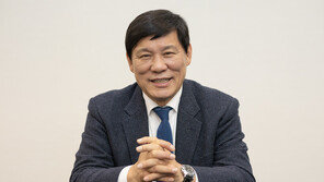 허구연 해설위원, 만장일치로 KBO 총재 선출…사상 첫 야구인 수장