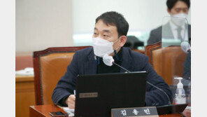 與강경파 의원, 尹 ‘본부장 비리’ 특검법 발의 “검찰 중립성 의문”