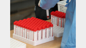 서울 오후 9시까지 3만4157명 확진…어제보다 2만여명↓