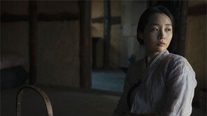 어미는 견디고 또 견뎠다… 내 새끼를 위해