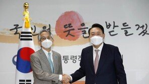 尹 “北, 핵으로 얻을 것 없다는 확신 갖도록 한미일 공조”