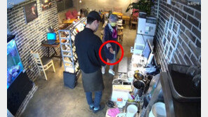 “손자 같은데 고생, 1만원 쥐여줘” 1인 자영업자 울린 할머니 손님