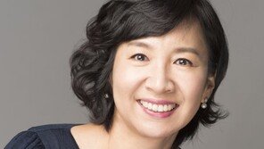 긴 시간 울리는 오르간·탕 치고 빠지는 타악기, 서로 다른 둘이 만나면…