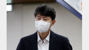 ‘뇌물수수’ 혐의 유재수 前부산 부시장, 징역1년·집행유예 2년 확정