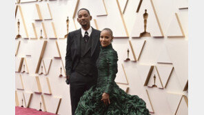 ‘오스카 폭행’ 윌 스미스 아내, 입 열었다…심경 고백 