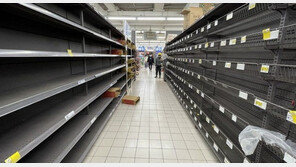 상하이 봉쇄 연장된다는 소문에 생필품 사재기 발생