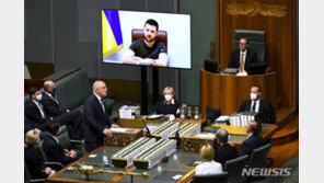 젤렌스키 “대러 제재 추가 필요”…호주, 러에 관세 35% 부과