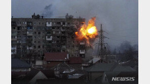 나토 “러시아군, 우크라서 철수 아닌 재배치·재편성 진행”