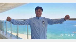 ‘황새’ 황선홍 “24년 전 한일전처럼 적지로 파고들어라”