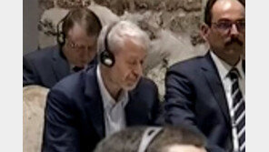 이스탄불 우크라-러 평화협상장 나타난 아브라모비치 