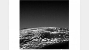 용암 대신 얼음 뿜는… 명왕성 ‘얼음 화산’ 발견