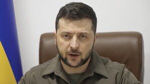 젤렌스키, 국가보안 고위급 책임자 2명 파면…“반역자들”