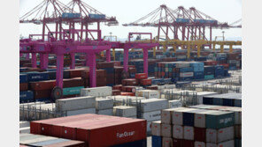 지난달 수출 ‘역대 최대’에도…무역수지 1억4000만 달러 적자