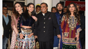 印재벌 아다니, 아시아인 최초로 개인재산 1000억 달러 돌파