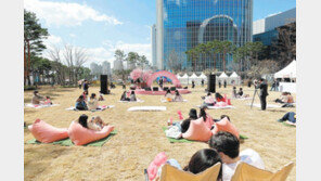 3년만의 꽃놀이 어디로 갈까… 호텔-테마파크들 ‘화사한 유혹’ 