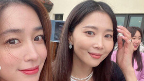 오윤아·이민정, 현빈♥손예진 결혼식 참석 인증…엄지원 “제 얼굴 보호” [N샷]