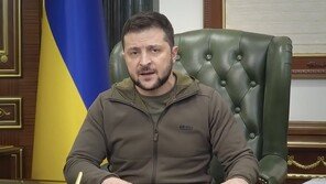 항전과 휴전 위한 양보 사이…딜레마에 빠진 젤렌스키