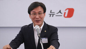 김민석 “宋 출마, 대국민 설명·사과 필요…교황식 후보 선정해야”