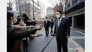 尹당선인, 장제원 비서실장설에  “현역의원…전혀 근거없는 이야기”