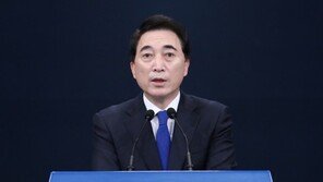 靑 “예비비 통과로 안보공백 우려 100% 해소된 건 아냐”