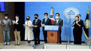 민주당 혁신안에 ‘도리도리 금지’…국힘 “이쯤 되면 퇴보안”