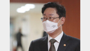 박범계, 한동훈 비판 “장관에 책임 묻겠다? 본인이 대통령인가”