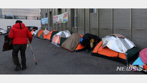 집없는 노숙인 전국에 8900명 있다…3명중 1명은 여성