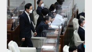 오세훈-시의회 3차 예산전쟁도 파국…내일 처리 무산