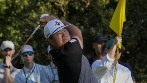 임성재 5언더파, 마스터스 1R 단독 선두…우즈 1언더파, 건재 과시