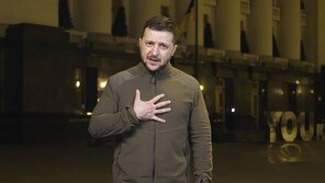 각국 외교관, ‘러 철수’에 키이우 복귀…젤렌스키 “돌아와라” 호소