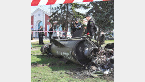 외교 - 무역 ‘러 전방위 퇴출’ 시작됐다 