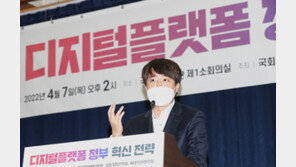 이준석 “가세연 허위…강용석, 복당시키면 고소 취하하겠다 제안”