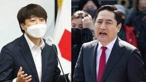 이준석, 강용석 녹음파일 공개 vs 康 “물밑협상 주도한 건 李측”