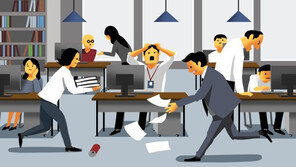 재택근무 줄이고 대면회의-출장 재개… 일상회복 나선 기업들