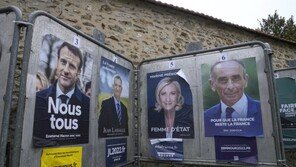 막 오른 프랑스 대선…1차 투표서 마크롱·르펜 접전 전망