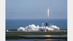 ‘北 도발 포착’ 한국 첫 정찰위성, ‘스페이스X’ 로켓에 태워 띄운다