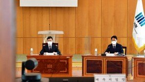 김오수 “검수완박땐 총장직에 연연 않겠다” 