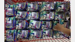 WSJ “韓 청년들, 향수 불러일으키는 포켓몬빵에 열광”