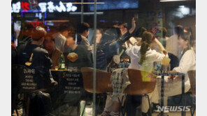 “집단면역 도달” 방역당국 첫 언급…“마스크 해제 등 검토”