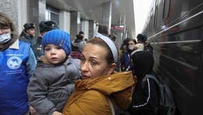 동부서 대규모 전투 예고…전문가들 “러-우크라, 초박빙의 심각한 도전될 것”