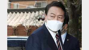 윤석열 당선인, 박근혜 전 대통령 대구 사저 도착