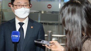 박범계 법무부 장관 “중재자 역할? 이미 일 저질러졌다”